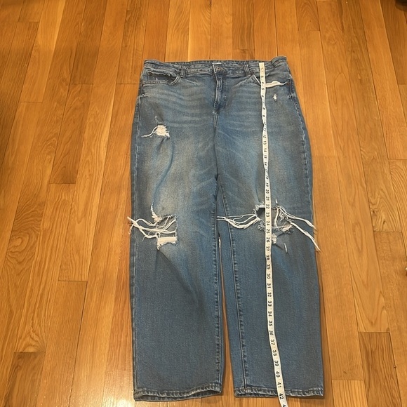 Old Navy women’s  distressed high rise O.G. Loose jeans size 18 . - Picture 6 of 8